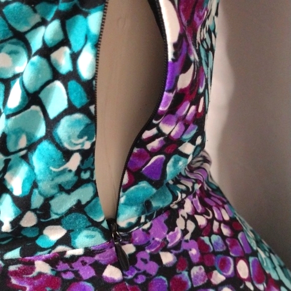 Shelli Segal Faux Wrap Cocktail Dress Size 2 Purple Teal Ruched V-Neck Elegant - Picture 10 of 15